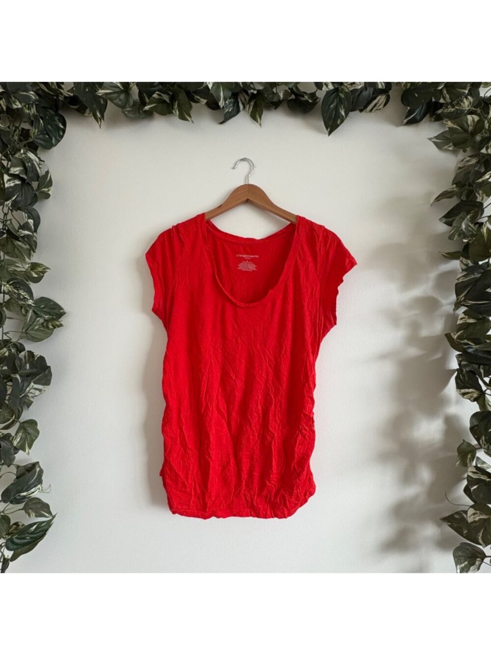 Liz Lange Maternity Short Sleeve Ruched Side Shirt Orange Women’s Size L
